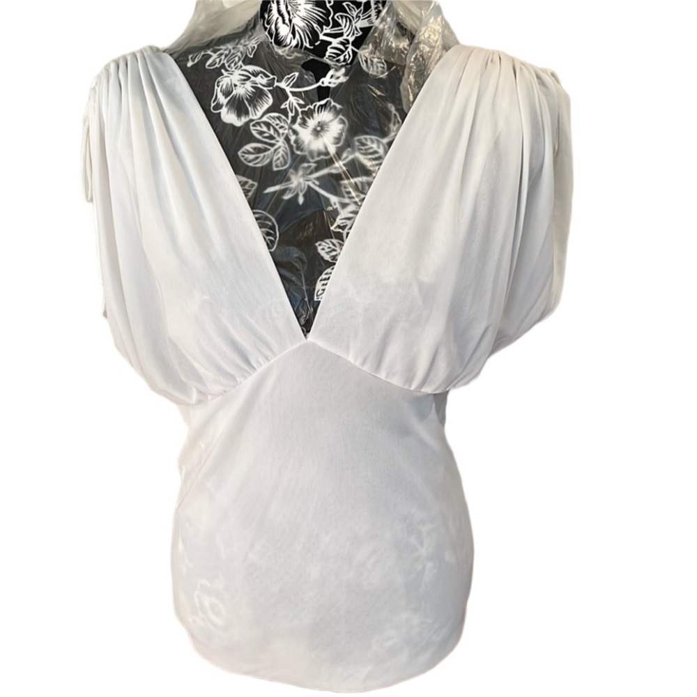 Newport News  size XL white double V-neck semi sheer top shirred sides NWOT